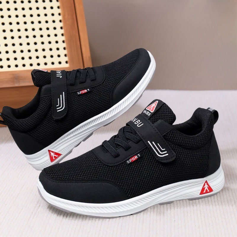 Spring and summer sneaker men's and women's lightweight breathable fly woven shoes middle-aged and elderly anti-slip thick-soled walking shoes mother shoes father shoes