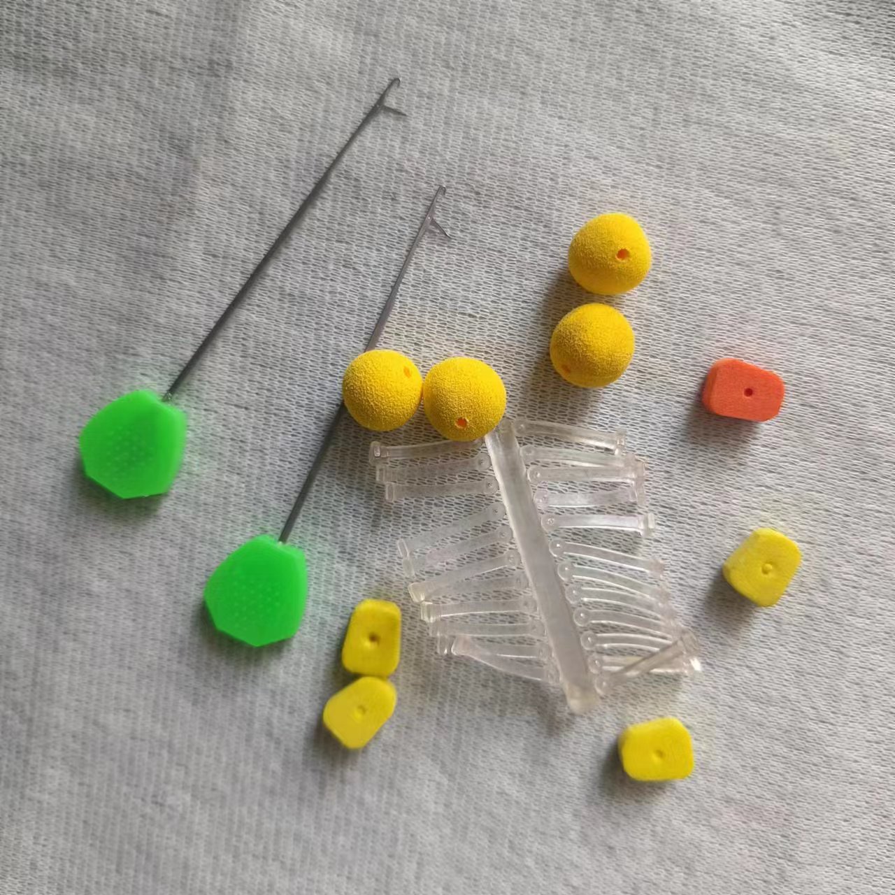 New Fishing Bait for Bottom Fishing, Eva Western-Style Old Corn Kernels with Float Ball, Fake Corn Companion with Holes, Carp Fishing Lure