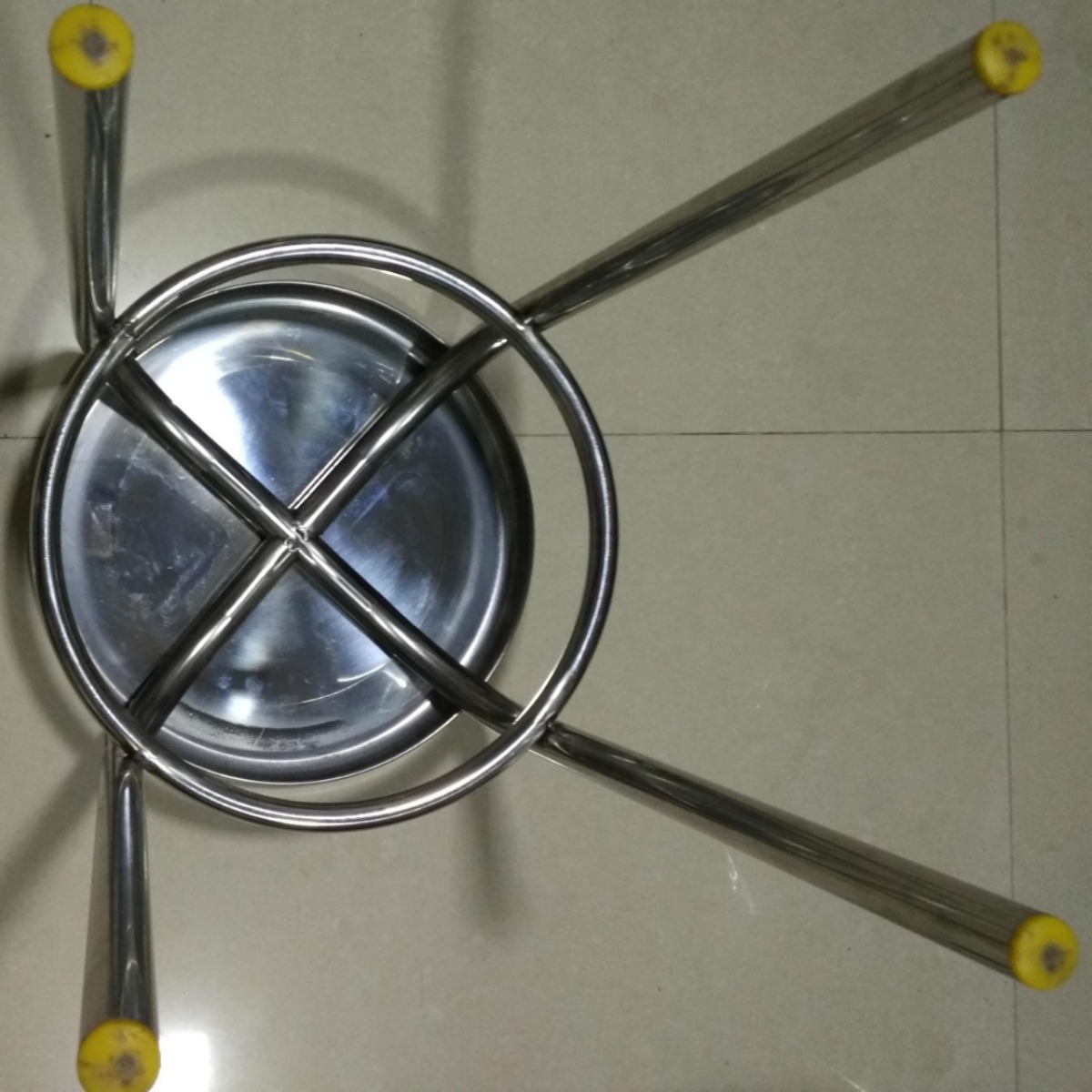 Stainless Steel Round Stool, Large Stool Surface, Thickened Four-Legged Round Stool, Outdoor Steel Chair, Dust-Free