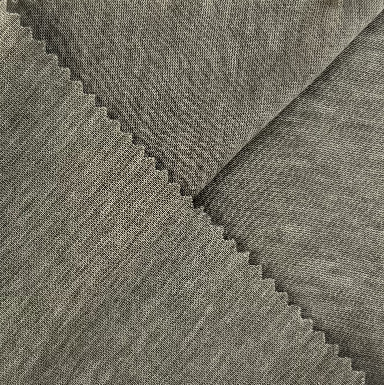 65% Polyester 35% Merino Wool Knitted Fabric for Men's and Women's Base Layer Shirts/Sweatshirts, Warm and Comfortable