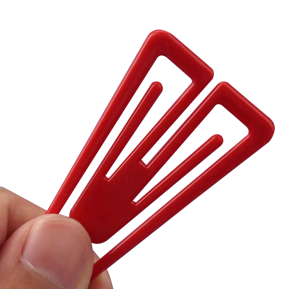 Creative Korean stationery manufacturers special wholesale plastic paper clip Korean shaped needle color paper clip