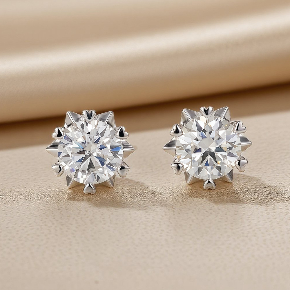 Cross-border 925 sterling silver moissanite snowflake earrings women's high-grade ultra-flash ear hole light luxury earrings source factory