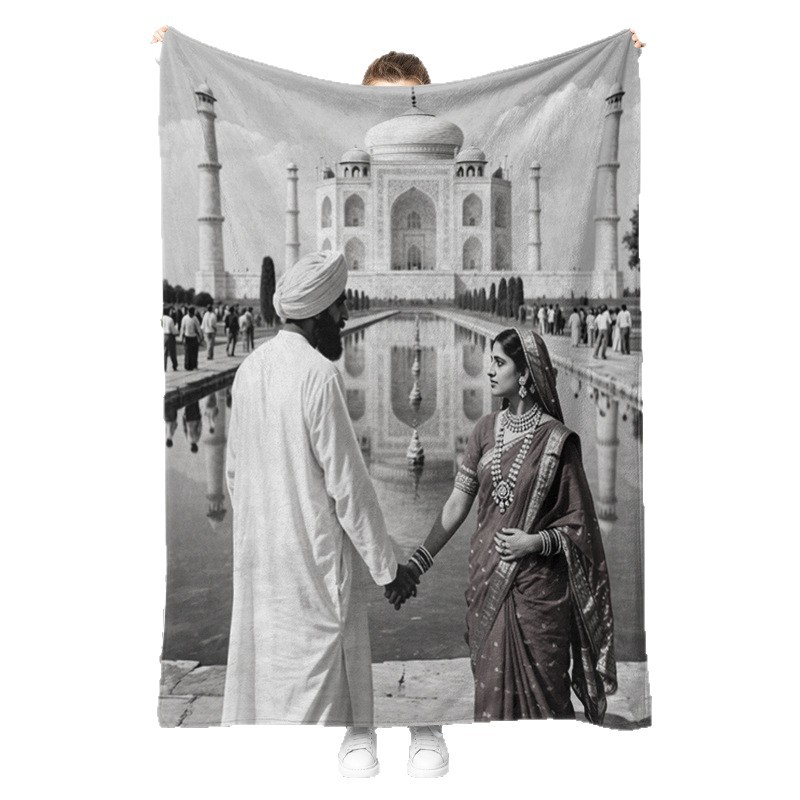 Super large cartoon flannel blanket cross-border e-commerce Amazon foreign trade blanket free of charge