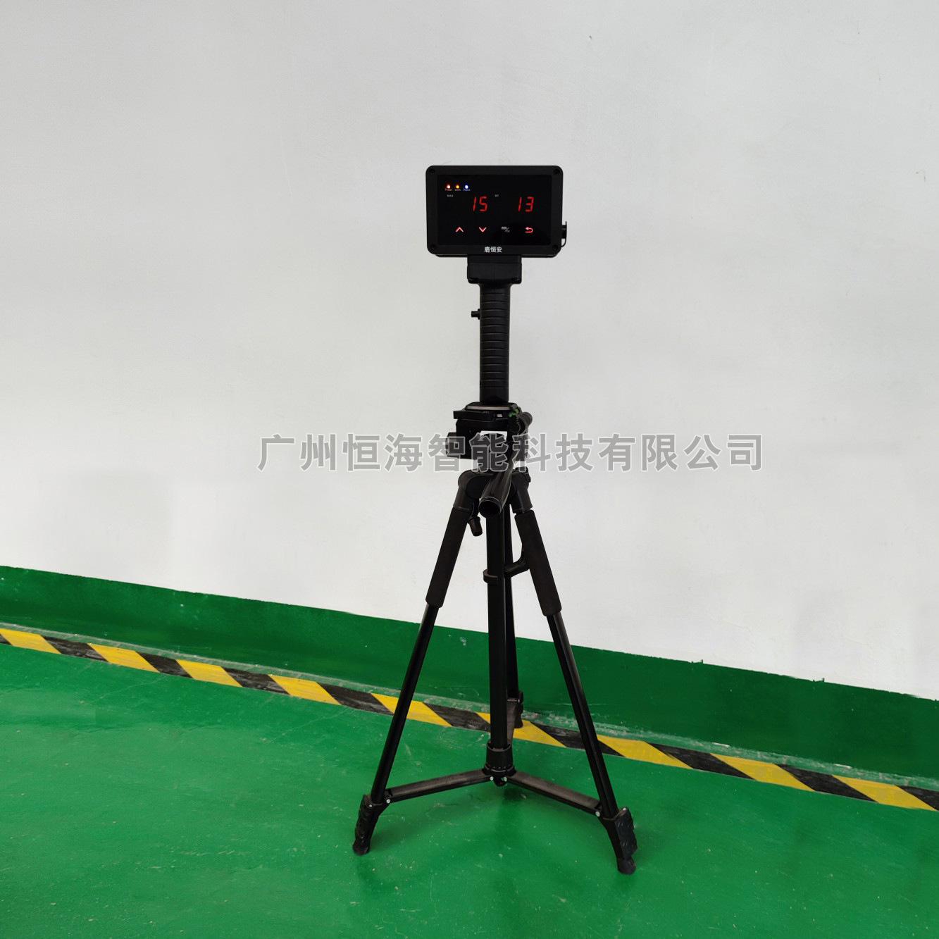 Handheld Radar Speedometer, Accurate Speed Measurement, Car Speed Display, Charging in Community and Factory, Portable Data Storage