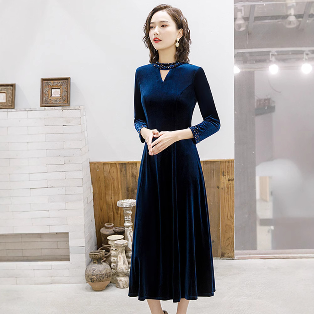 Autumn and Winter fleece-lined New Korean Style Banquet Celebrity South Korean Gold Velvet plus size Beaded Middle-aged dress Dress