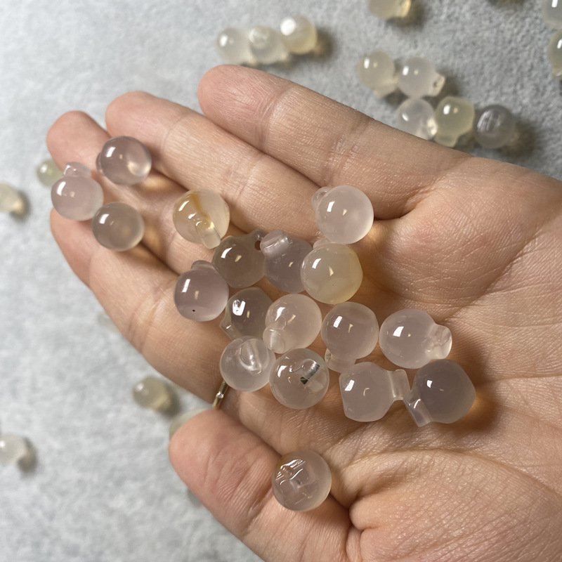 Madagascar Ice Chalcedony Agate Pendant Small Apple Car Hanging Sweater Chain Pendant