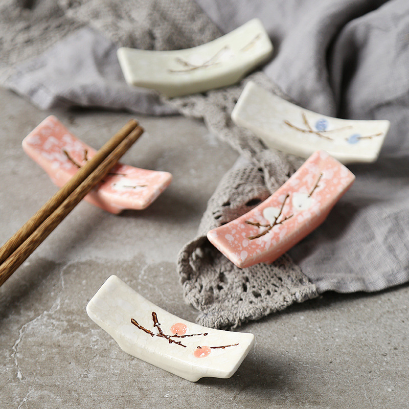 Japanese Chopsticks Rack Creative Simple Underglaze Color Ceramic Rack Mini Spoon Holder Chopsticks Holder Rack Plum Blossom Bracket Wholesale