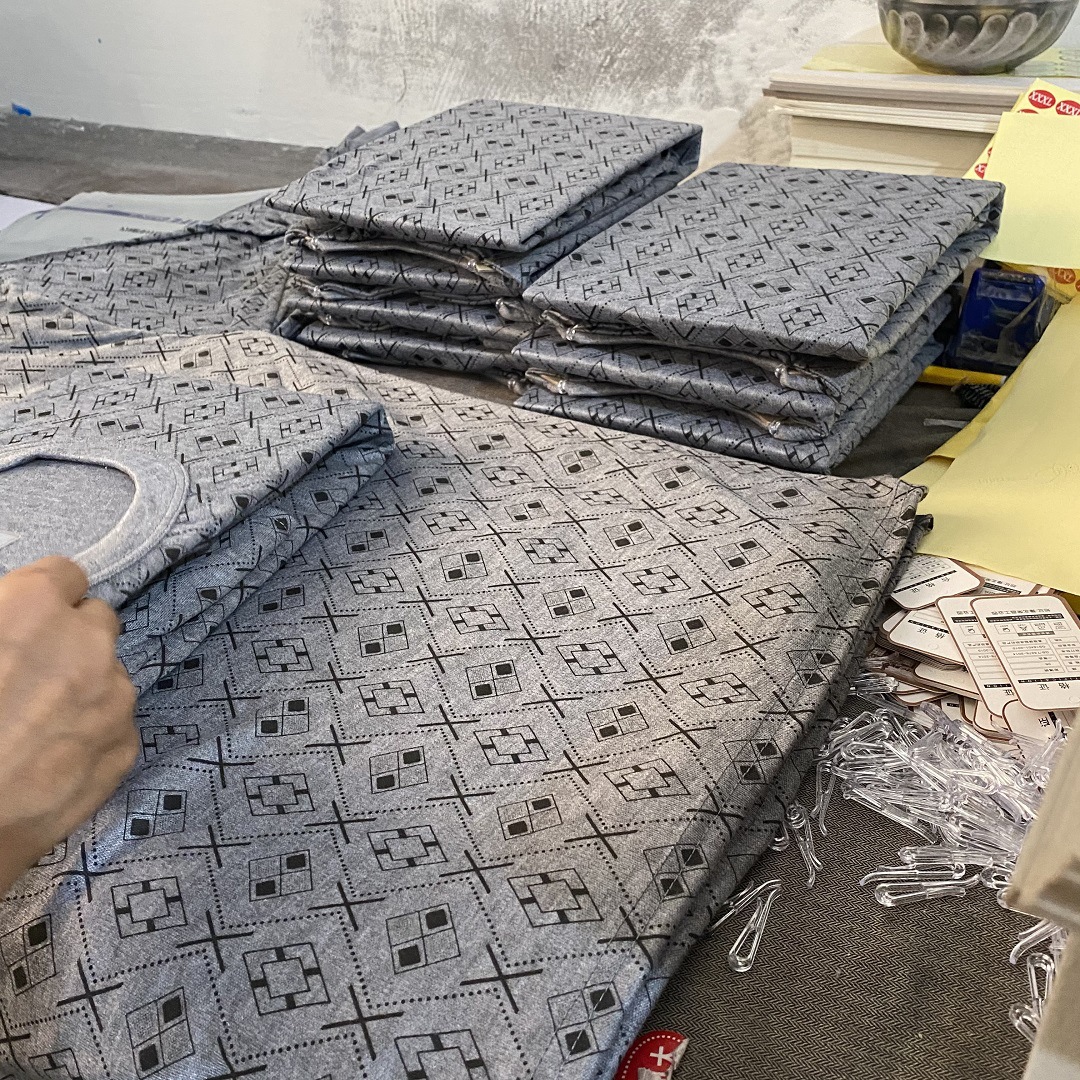 Middle-aged and old men's cotton wool gray suit autumn clothes autumn pants autumn and winter explosions running loose printing net color