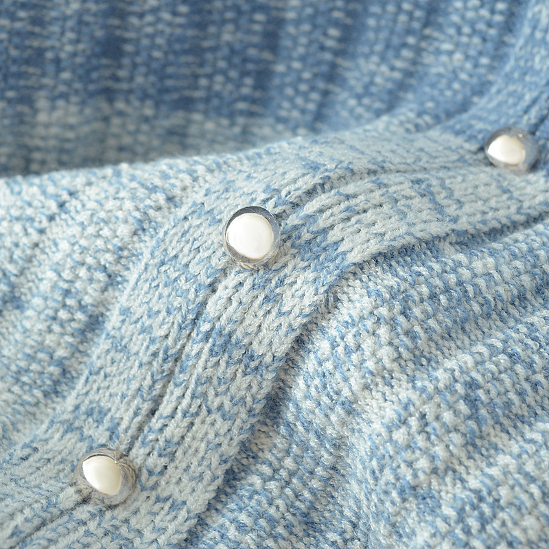 plus size women's autumn fashion gradient small v-neck sweater chubby girl age-reducing slim base sweater 426052