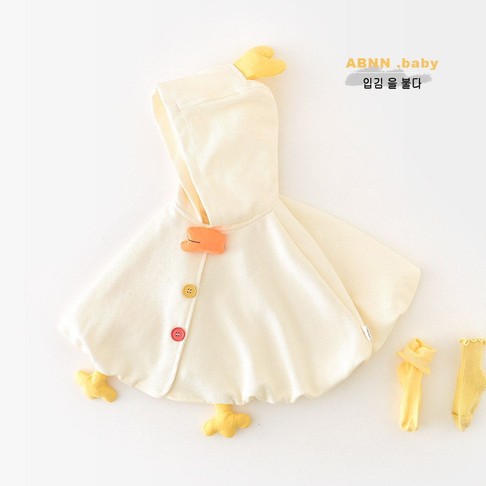 Yueji Clothing Spring Baby Cartoon Outing Clothes Newborn 0-3 Years Old Windproof Hooded Chicken Cloak 51106