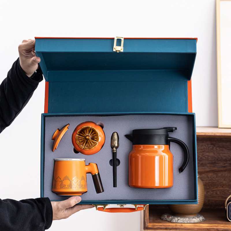 High-end business activities hand-in-hand gift practical stew pot tea set gift enterprise company annual meeting with the logo