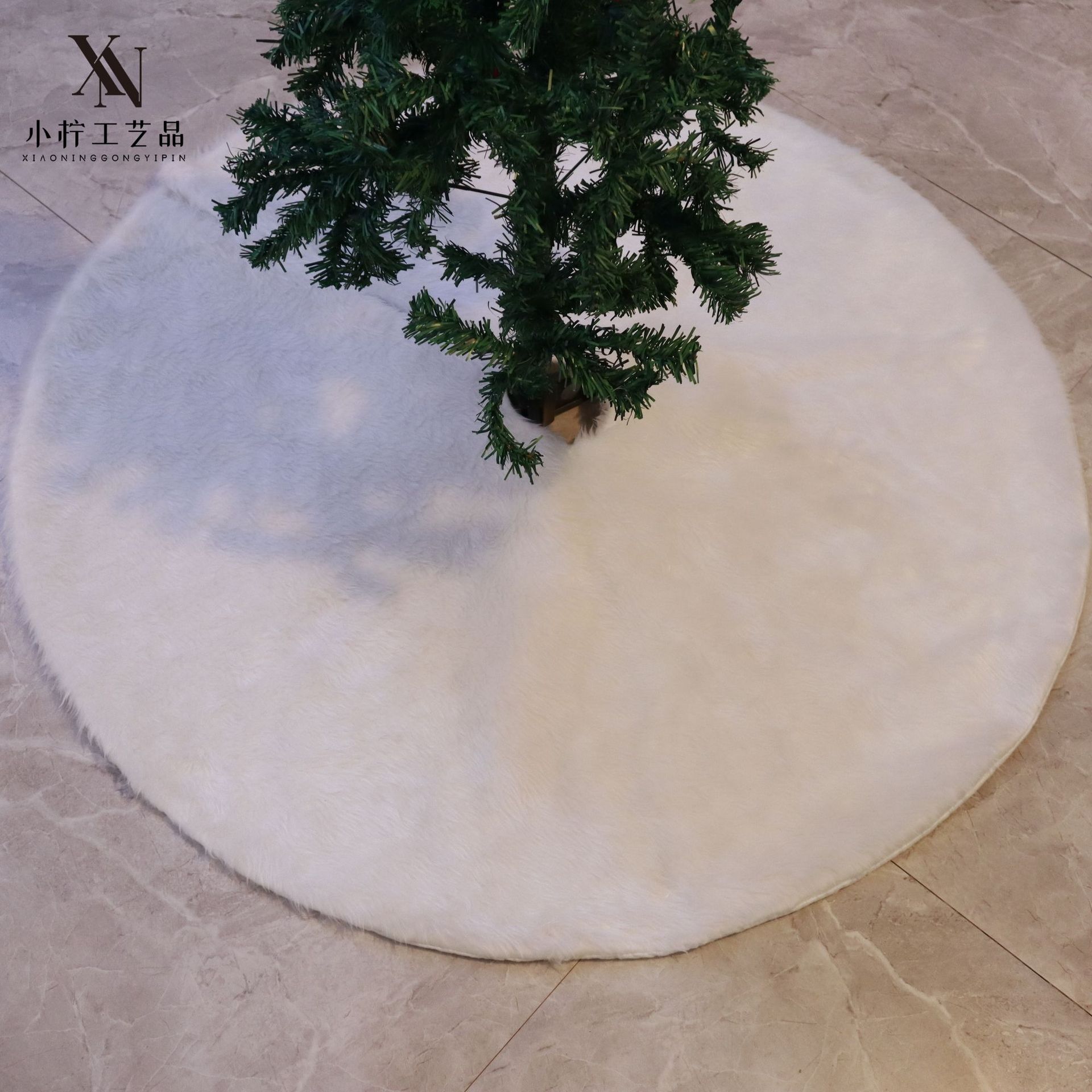 White Christmas Tree Skirt with Falling Snow, Decorative Supplies, Pure White Plush, High and Low Weight Decorative Tree Skirt, Tree Group