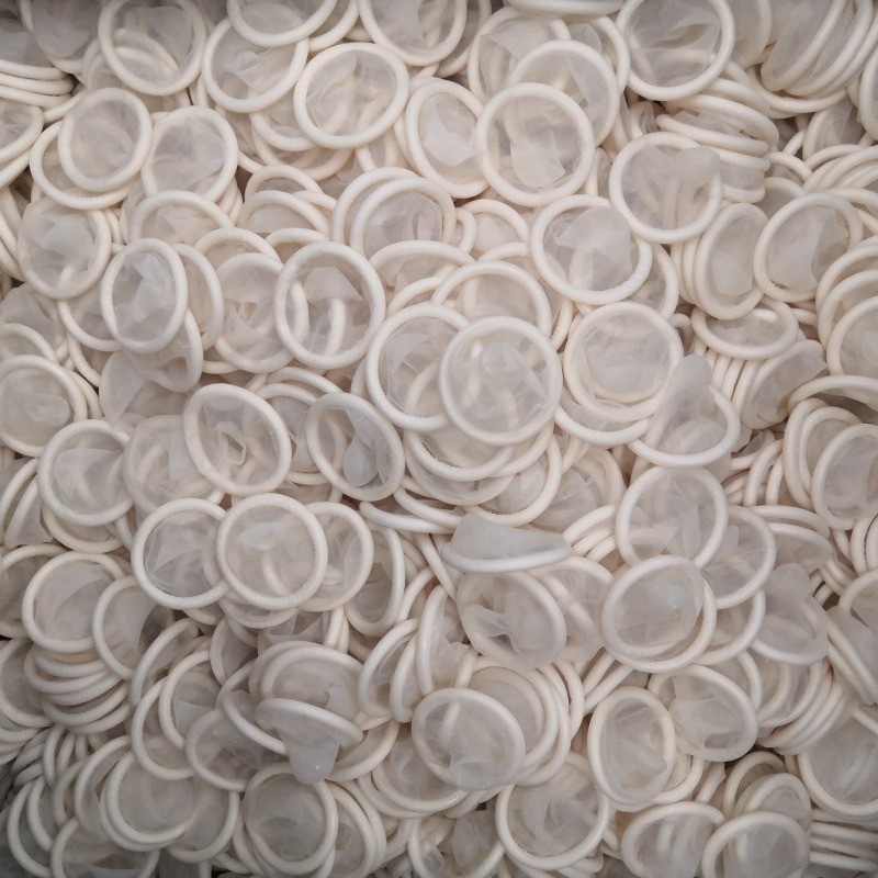 Ultra-thin glossy dry bare cover imported natural latex primary color condom probe cover adult supplies condom