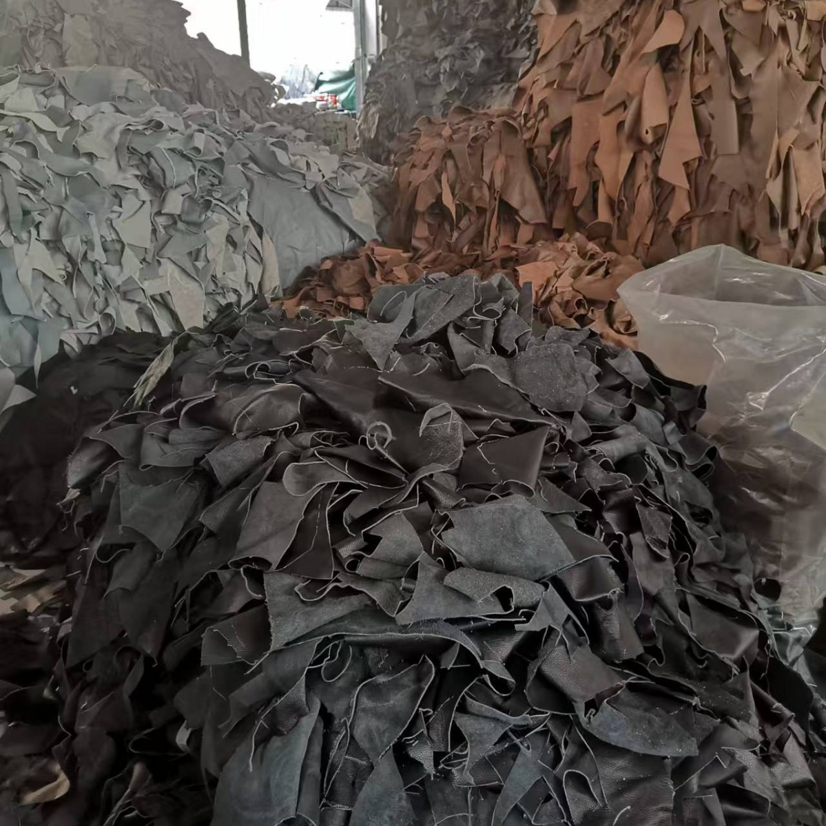 Furniture Top Layer Leather Black Yellow Red Litchi Grain Fine Grain Cowhide Sofa Genuine Leather Handmade Genuine Leather Cowhide