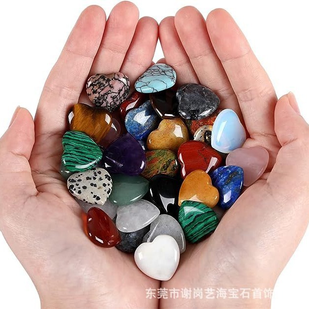 Cross-border explosions natural crystal 20mm heart-shaped love natural stone ornaments gem wholesale crystal stone jewelry