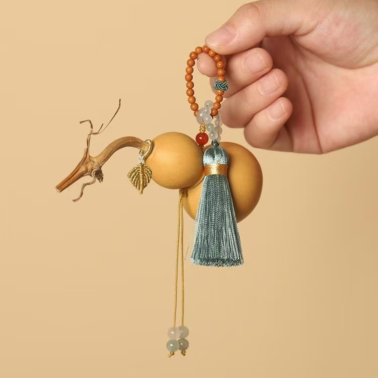 Original handmade hand-twisted lanyard hoist lanyard pendant finger plate play ring text play running ring hand piece rope national style