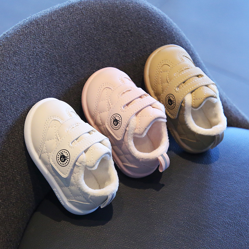 Fall/winter new baby shoes non-slip infant toddler shoes short velvet kick children hook and loop cotton shoes a generation of hair