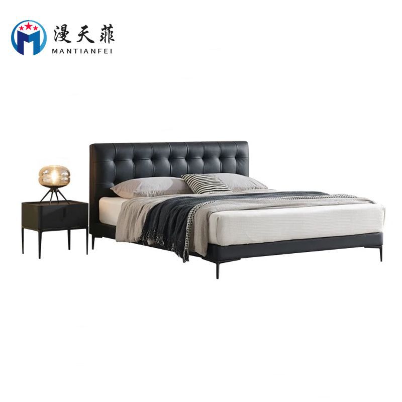 Итальянская минималистичная кожаная кровать, современная простая, легкая роскошь, двуспальная, с обивкой, для маленькой квартиры, из массива дерева, свадебная кровать