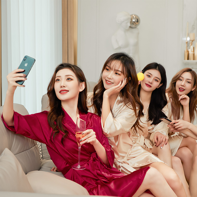 Свадебный халат для невесты и подружек невесты, шелковый, на день рождения, пижамы для вечеринки, вышитый красный ночной халат