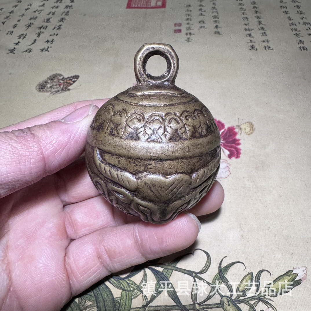 Factory wholesale pet bell dog bell copper tiger head bell copper bell retro copper bell