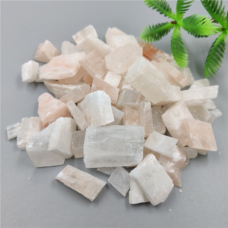Calcite Raw Stone, High Whiteness Transparent Calcite Block, Optical Instrument, Granules for Metallurgical Industry as Solvent