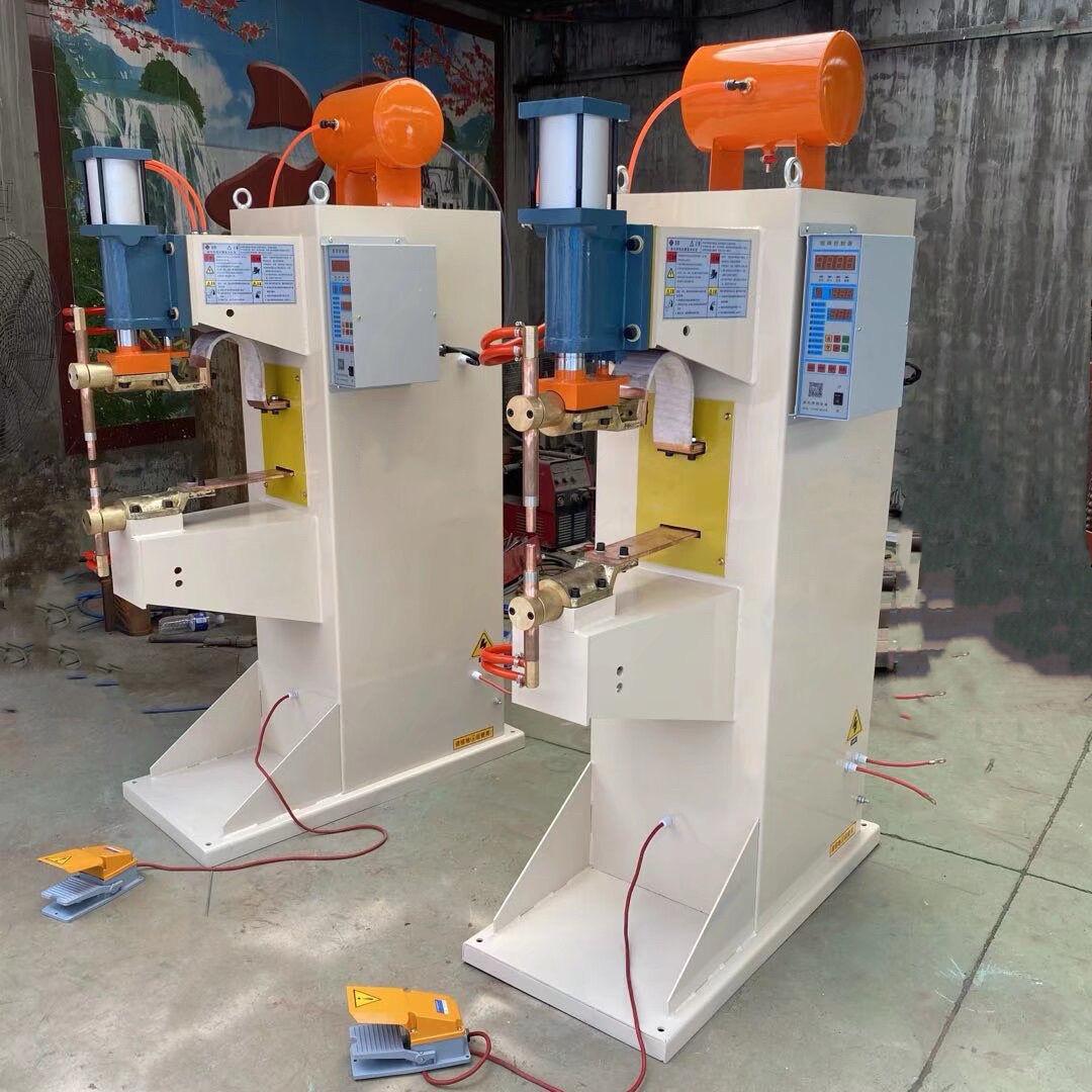 Pneumatic spot welding machine welding mesh nut touch welding machine row welding machine automatic welding equipment fully automatic