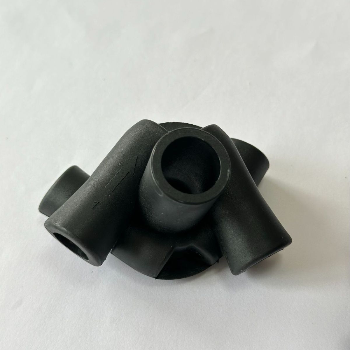 Outdoor moon chair plastic wear-resistant non-slip anti-trap foot Cover accessories connector plug accessories wholesale