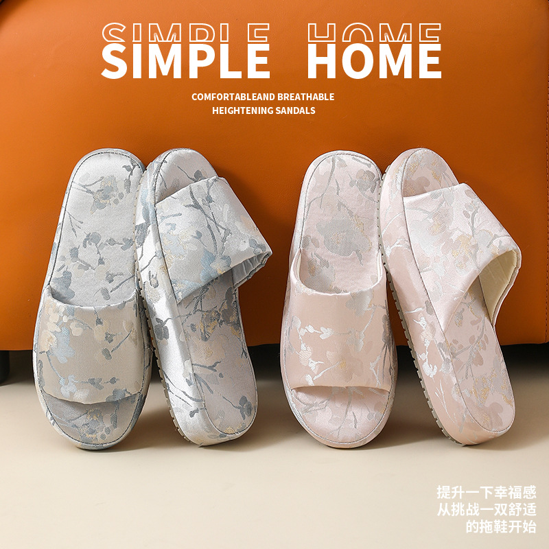 Тапочки женские 2025 весна и лето новые indoor с толстой подошвой нескользящие дышащие домашние сандалии женская верхняя одежда национального стиля