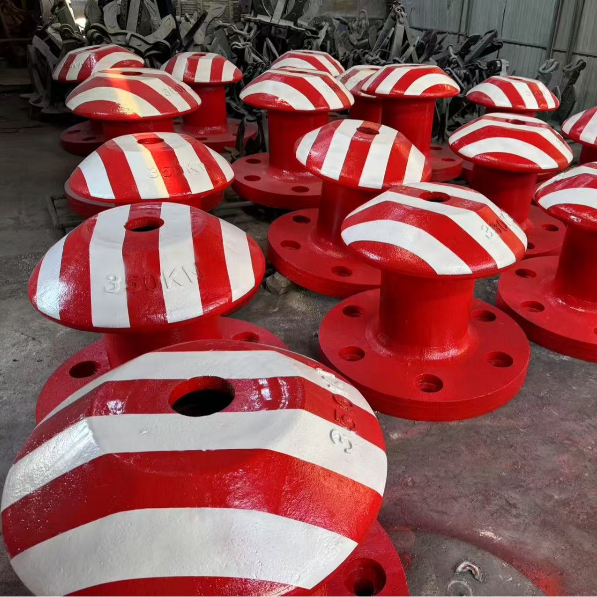 Manufacturer Supplies Round-Bottomed Boat Mooring Posts for Docks, Heavy-Duty Cast Iron Boat Mooring Piles, Double-Column Mushroom-Head Boat Mooring Posts