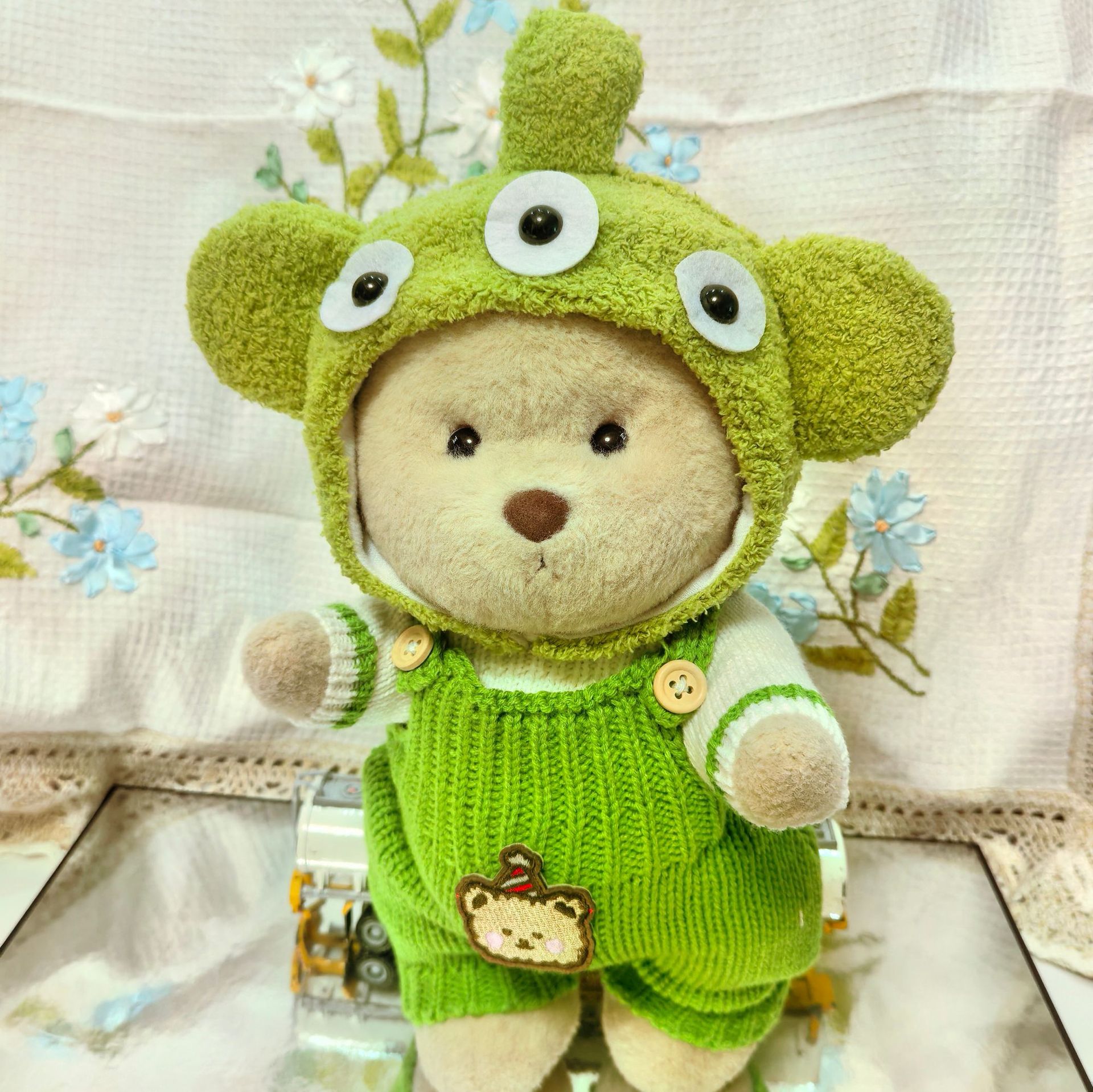 (Clothing only) 30CM Medium Lena Bear Costume Three Eyesque Lamb suit Dinosaur Jumpsuit Plush