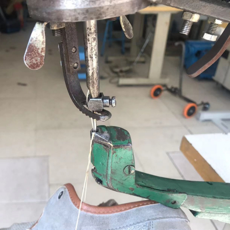 Travel Shoes, Sports Shoes, Sole Outer Thread Machine, Sewing Machine, Electric Shoe Repair Machine, Thick Thread Hand-Cranked Eight-Way Machine