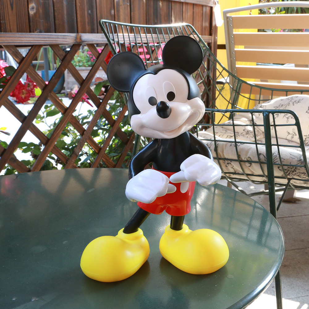Cartoon Oversized Sitting and Standing Mickey Ornaments Entrance Wall Cabinet Living Room Tv Cabinet Desktop Decoration Batch