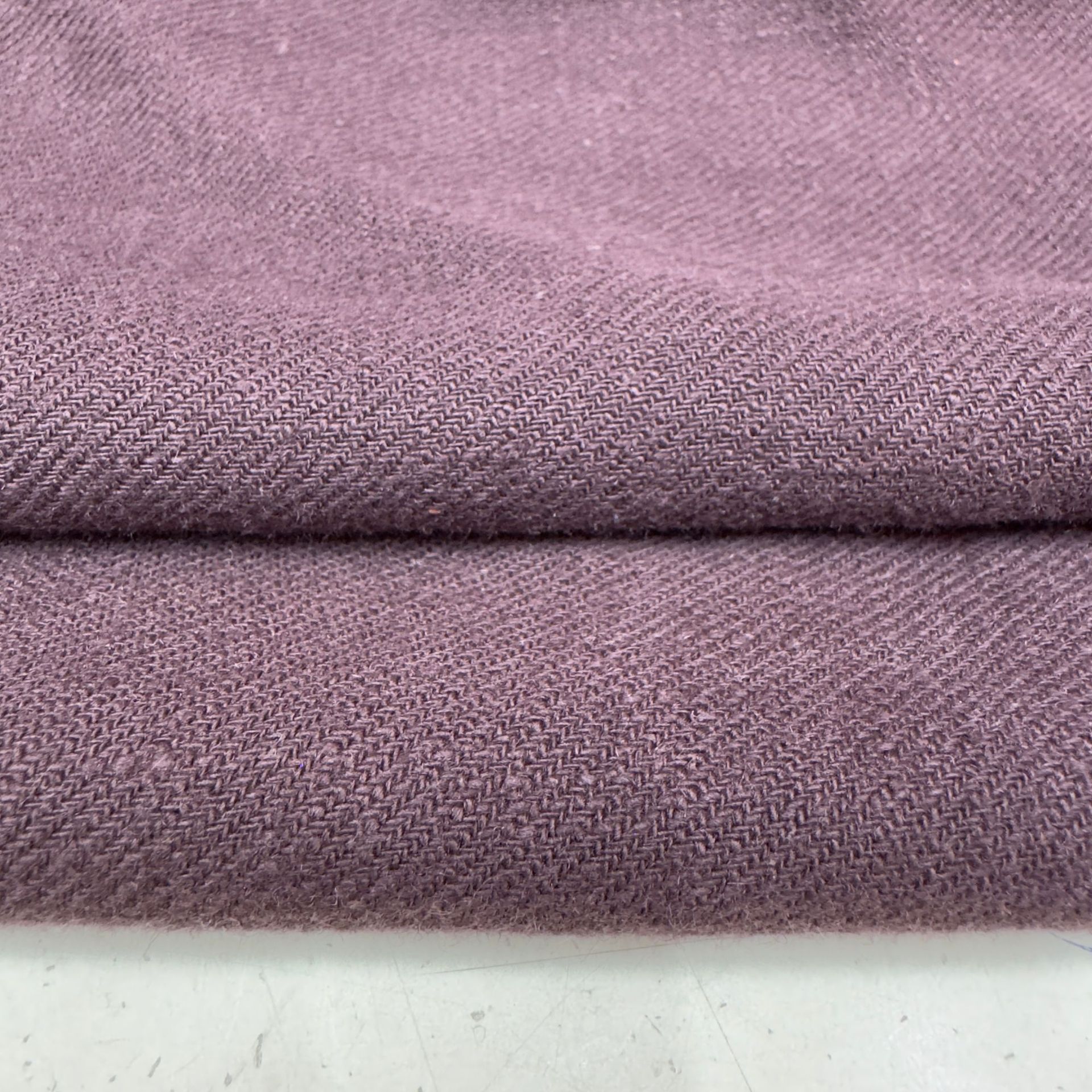 Ramie Cotton 8*8 Twill Slub Sofa Sand-Washed Fabric for Fashion Jackets and Pants, Autumn and Winter Fabric with Sand-Washed Process