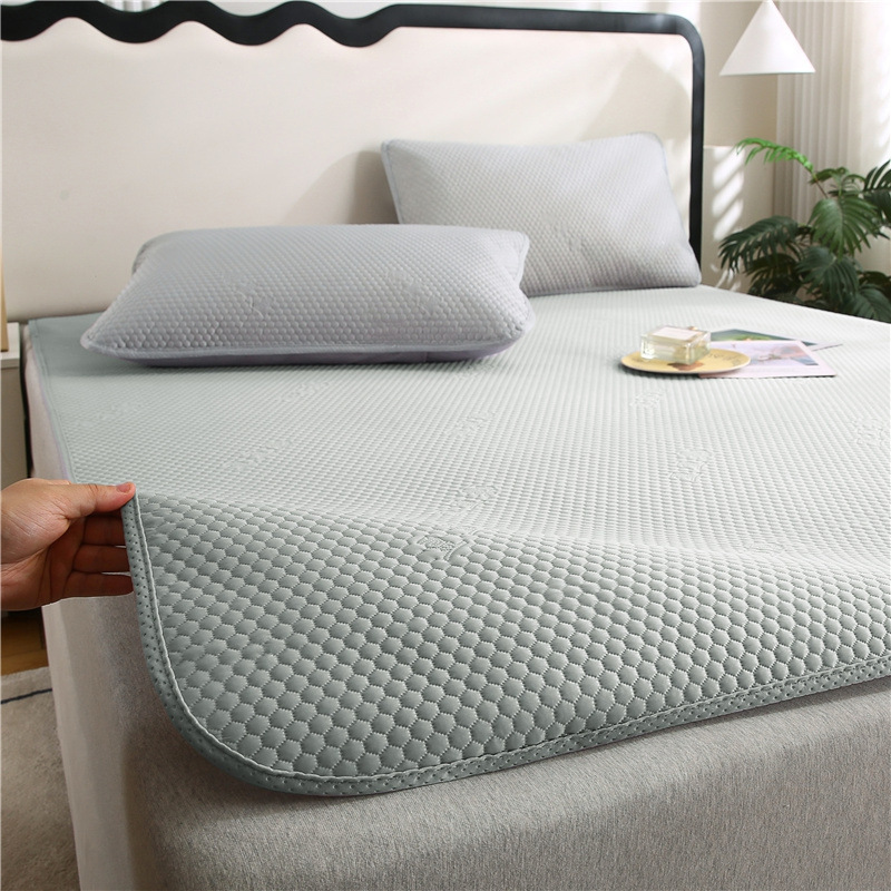 New 3D Cool Bean Cool Mat with Rounded Corners, Foldableable, Washable, Air-Conditioned Soft Mat, Gray Single Style