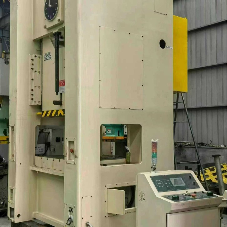 Sell Used Easy Forging Apf-315 Closed Single Point Press Closing Height 500 Stroke:250