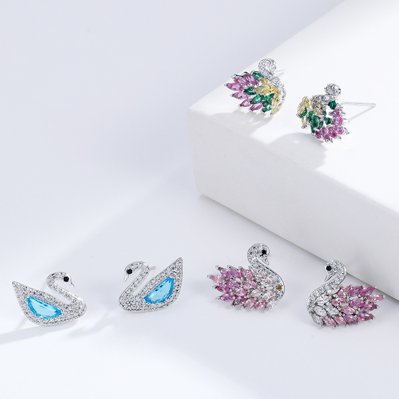 Factory Jewelry Processing, Necklaces, Rings, Earrings, Bracelets, Copper and Silver Jewelry Design Processing According to Drawings and Samples