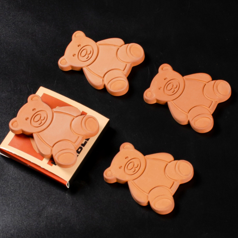 Daily growth animal drying piece bear clay anti-moisture piece red soil storage tobacco Tobacco tobacco cigarette cigar moisture-proof