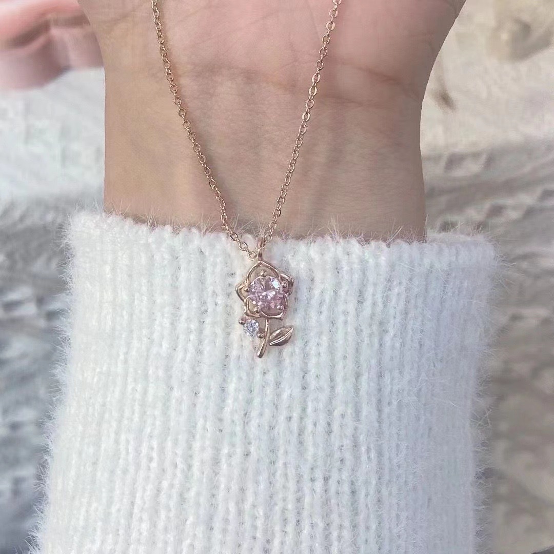 French Gentle Rose necklace small pink flower clavicle chain sweet light luxury niche design female