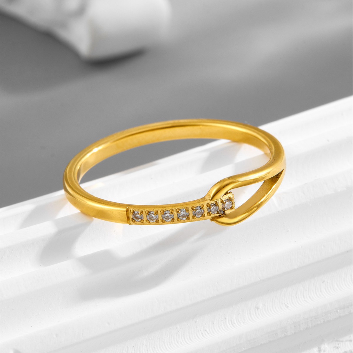 Niche Design Geometric Diamond Ring Water Drop Hollow Titanium Steel Color-free All-match Fashion Claw Set Index Finger Ring for Women