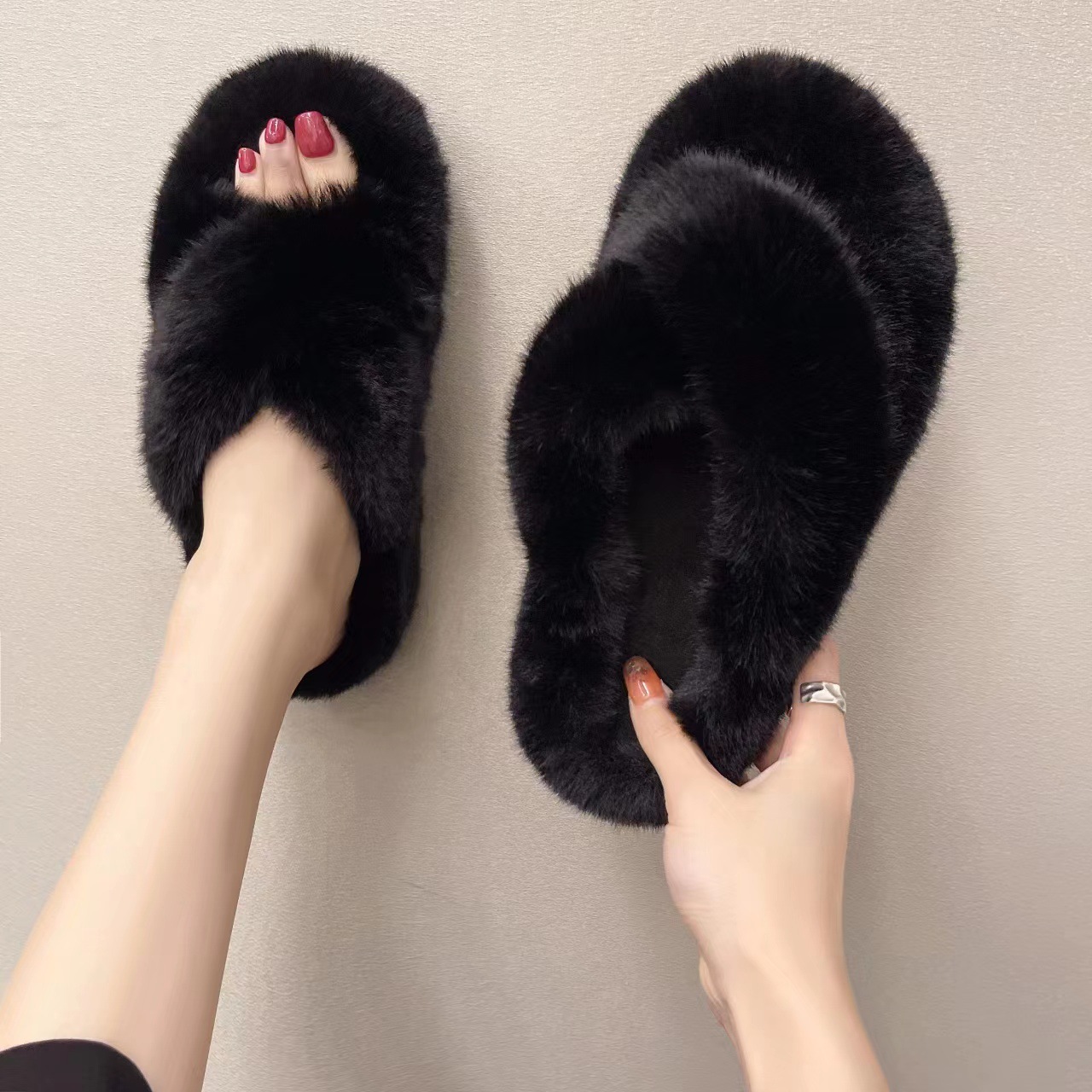 Furry Slippers for Women, New 2025 Korean Style Trendy Shoes, Autumn and Winter Home Cotton Slippers, Autumn and Winter Plush Cotton Slippers