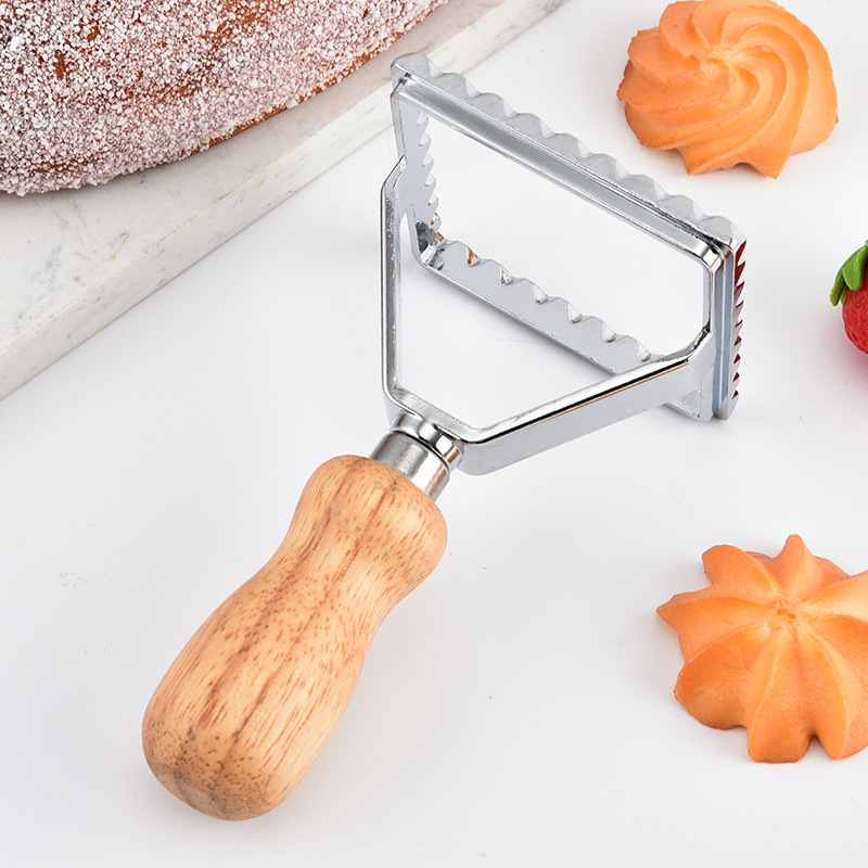 New zinc alloy biscuit mould cross-border Christmas creative baking utensils biscuit mould household wholesale