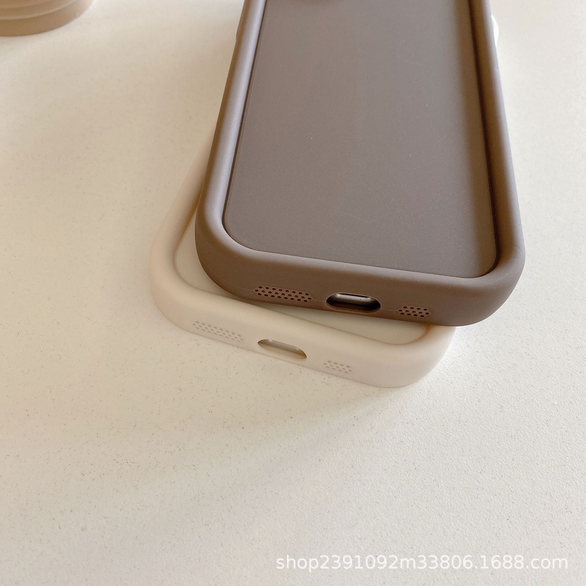 Cross-Border Hot Selling Suitable for Iphone17 Pure Color Sky Eye Ladder Mobile Phone Case Ip16 Apple 15 Emery Mobile Phone Case