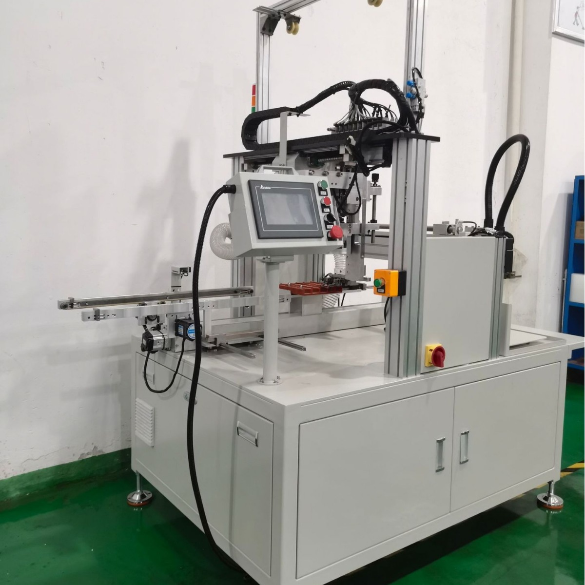 DOB board automatic double wiring machine, PCB board terminal automatic wiring machine LED bulb assembly equipment