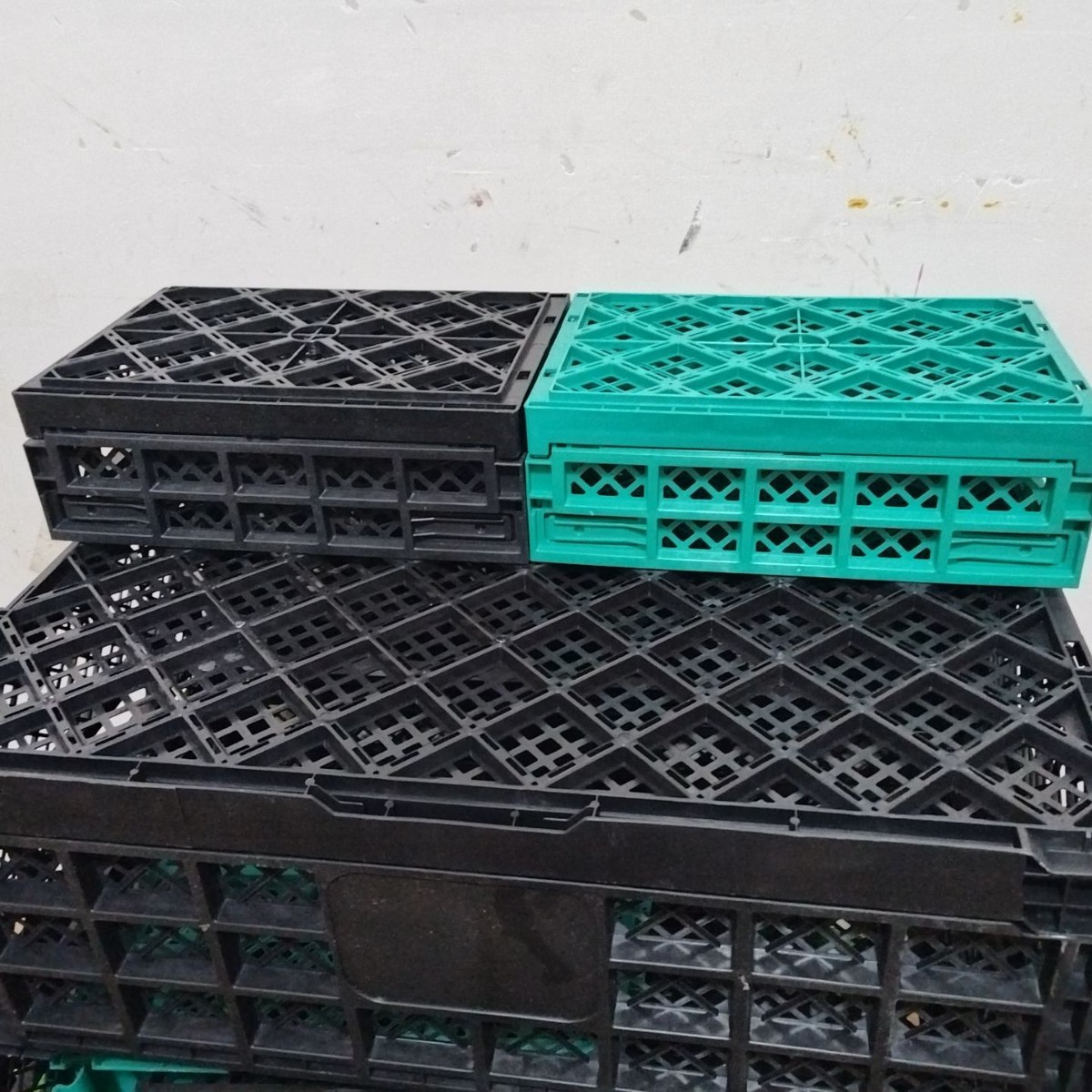 Supermarket Plastic Foldableing Basket Fruit Basket Foldableable Turnover Box Fruit Shop Table Display Basket Multi-Functional Shelf Storage