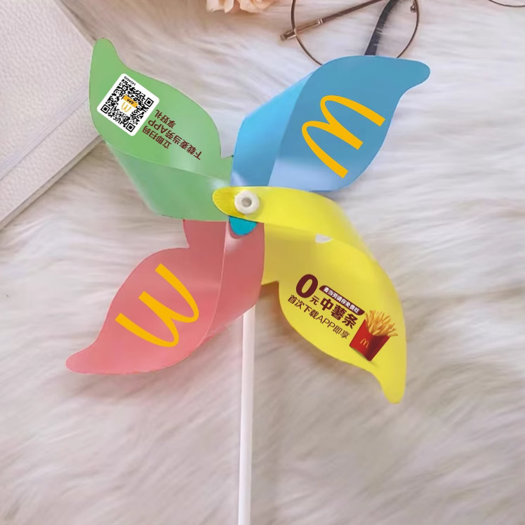 Manufacturers develop small windmill toys printing advertising plastic color outdoor kindergarten enrollment children windmill wholesale