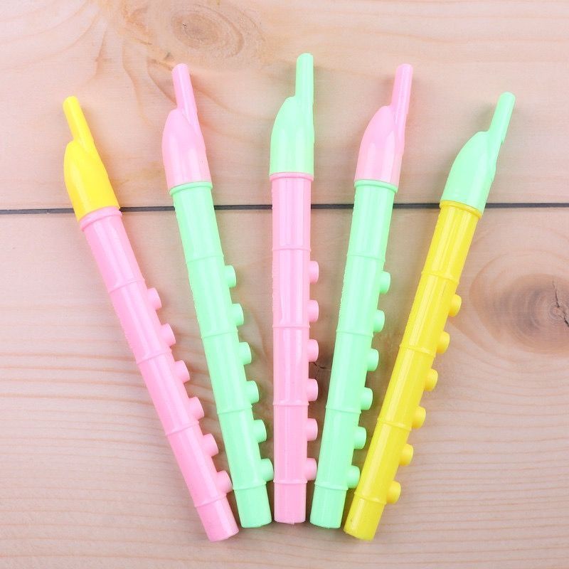 Manufacturers wholesale children's musical instruments small flute plastic small toys kindergarten gift manufacturers wholesale stall toys