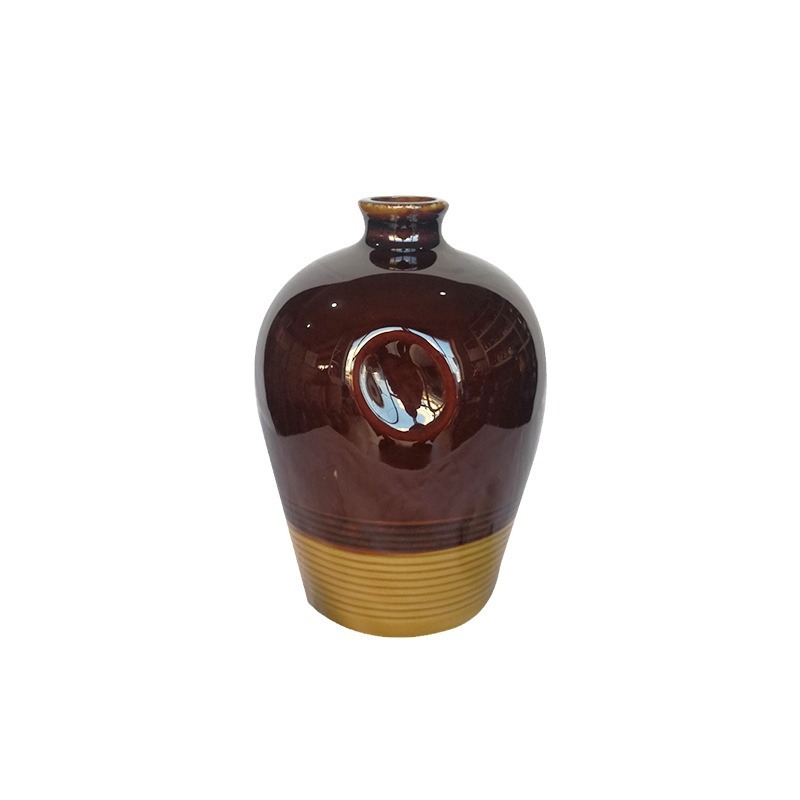 Factory Direct Sales of Antique-Style Ceramic Wine Bottles, 0.5kg Wine Jar Packaging Supply Wholesale, Hand-Held Bottles, Earthenware, Celadon