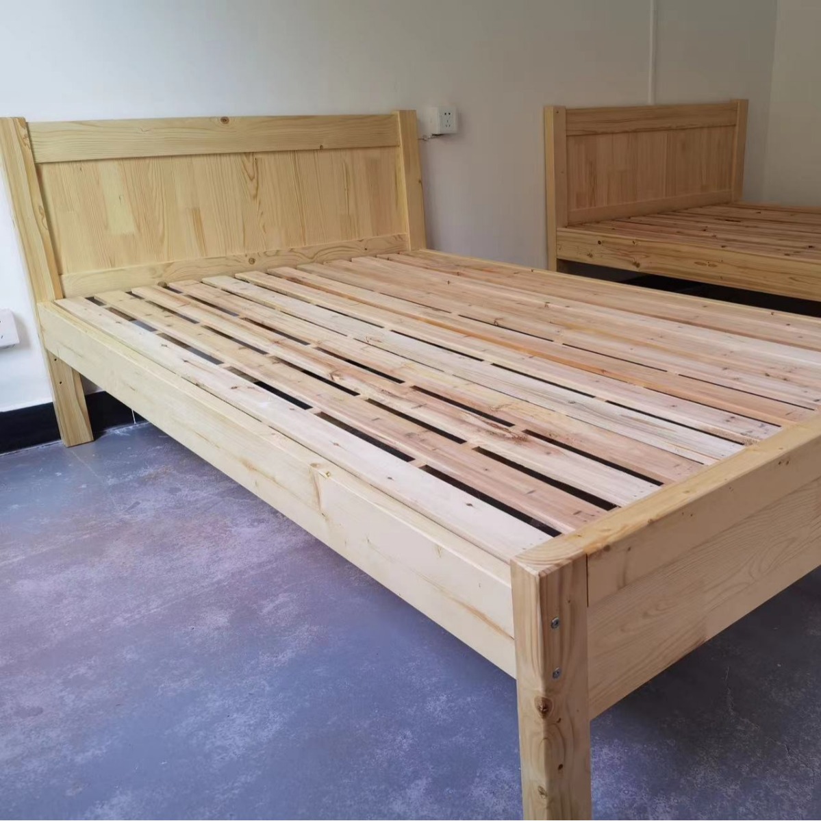 Wholesale modern simple pine double bed master bedroom dormitory rental hotel small apartment 1.2 meters single bed