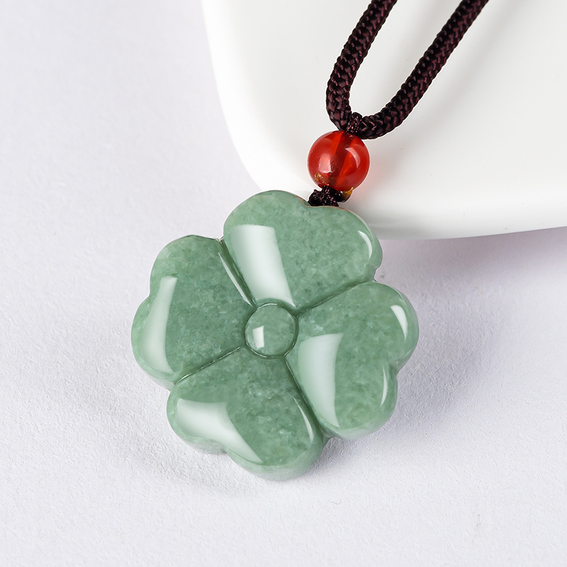 Natural A goods Jade four-leaf clover pendant bean jade pendant flower women's jade pendant Sihui jade wholesale
