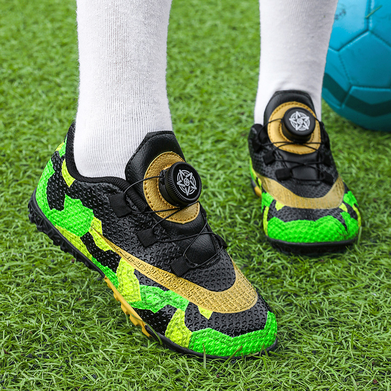 Children's football shoes sports four seasons girls professional competition training shoes students non-slip boys and girls broken nails rotating buckle